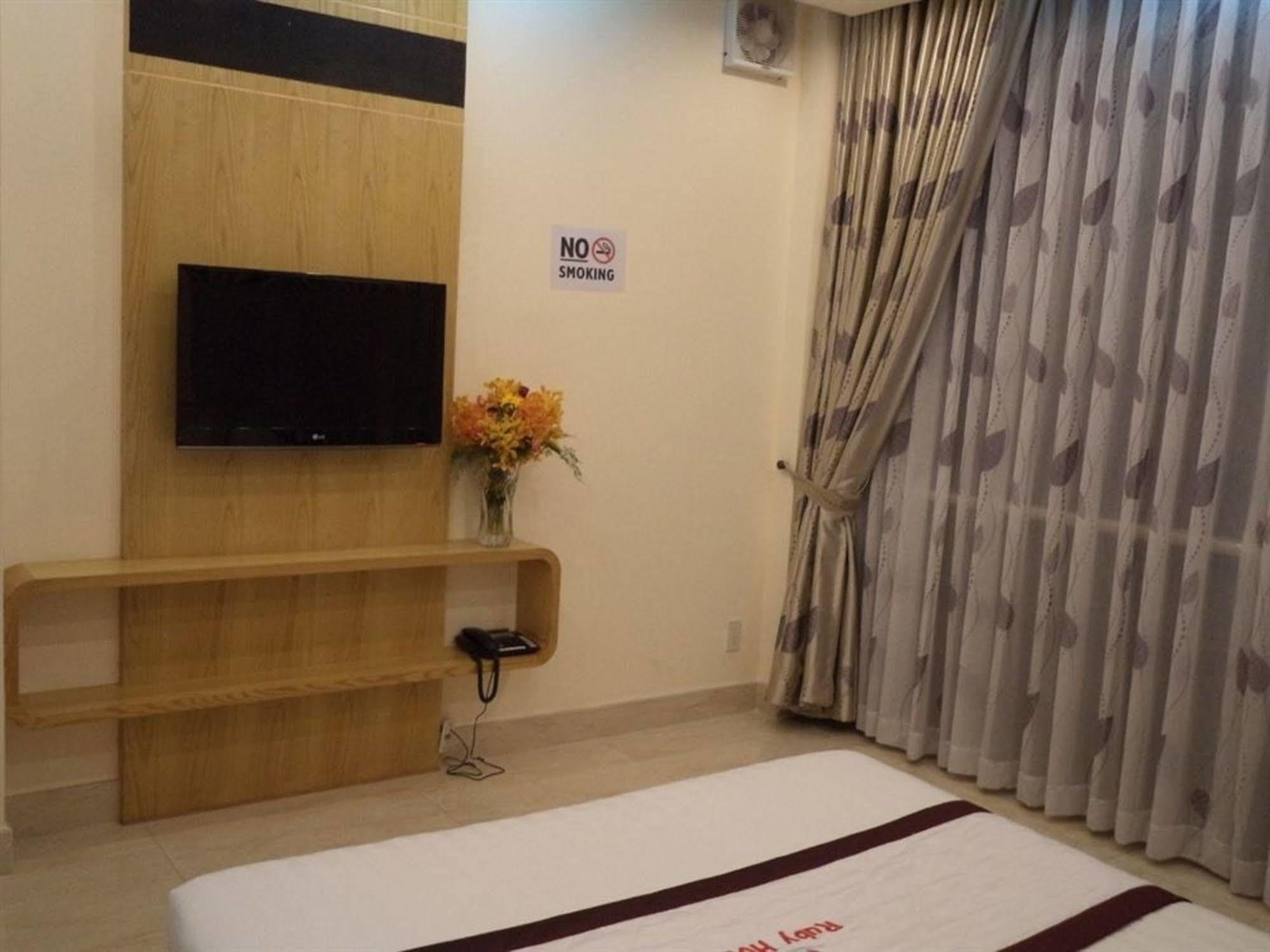 Ruby Hotel Ho Şi Min Dış mekan fotoğraf