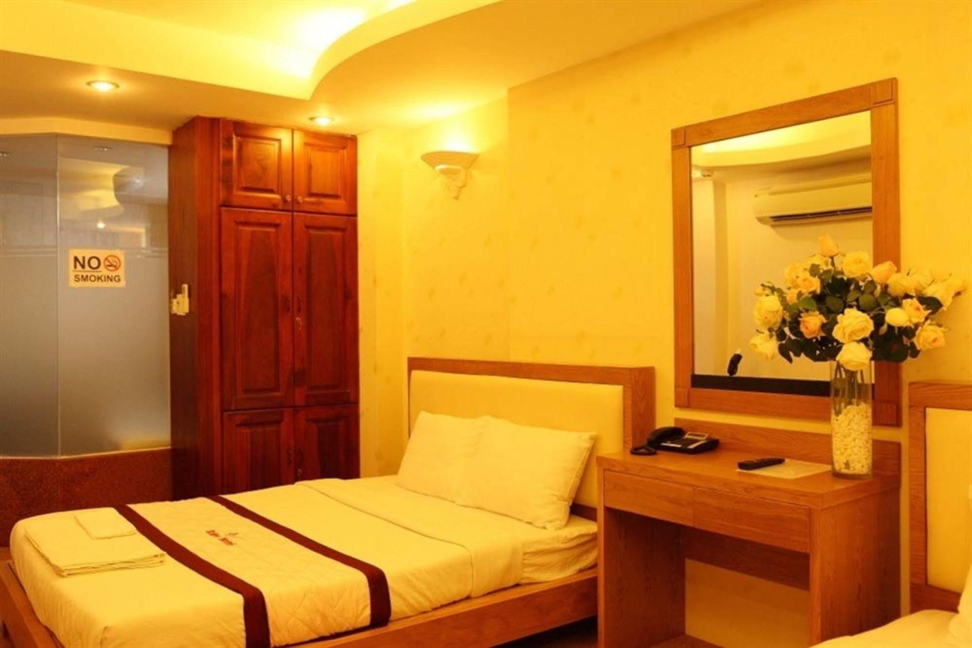 Ruby Hotel Ho Şi Min Dış mekan fotoğraf